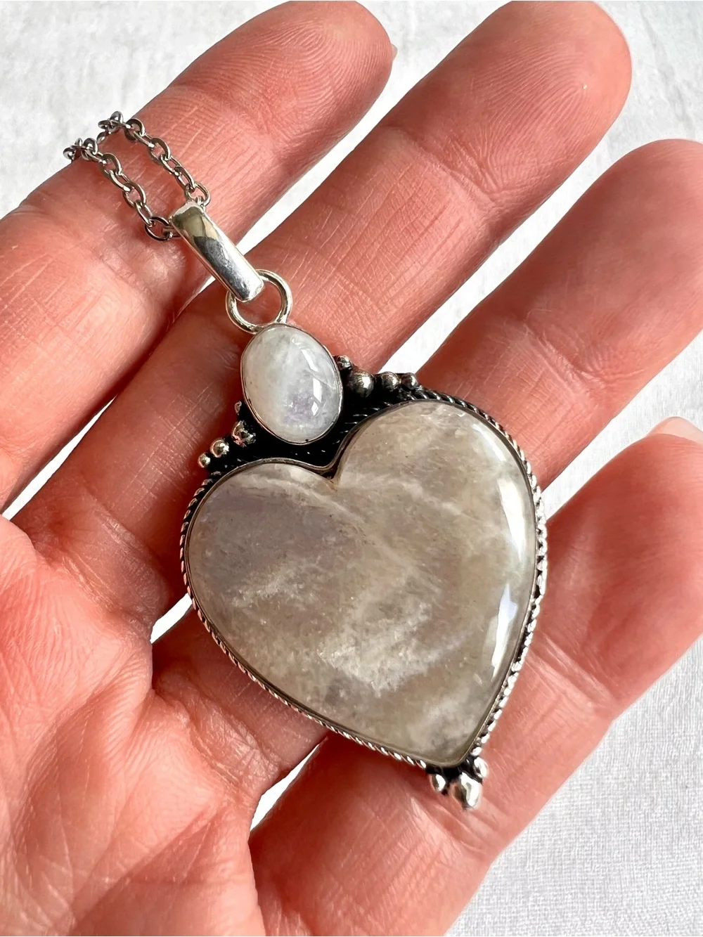 925 WHOA! AMAZING! Peach Moonstone w/ Blue Flash! Heart ❤️ Pendant Necklace